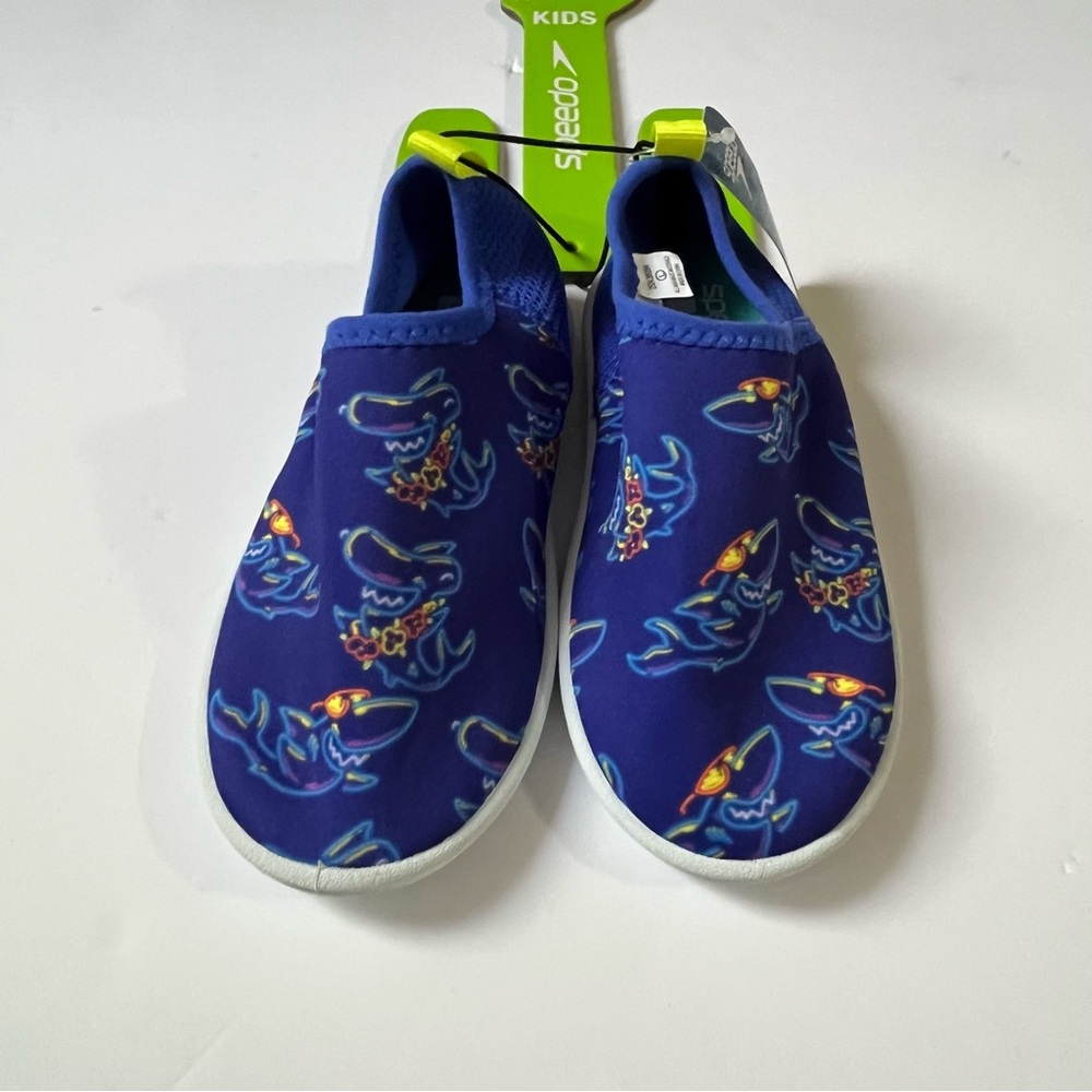 Speedo Kids water shoes size L 9-10 Navy Neon Shark -NWT Beach Bootie